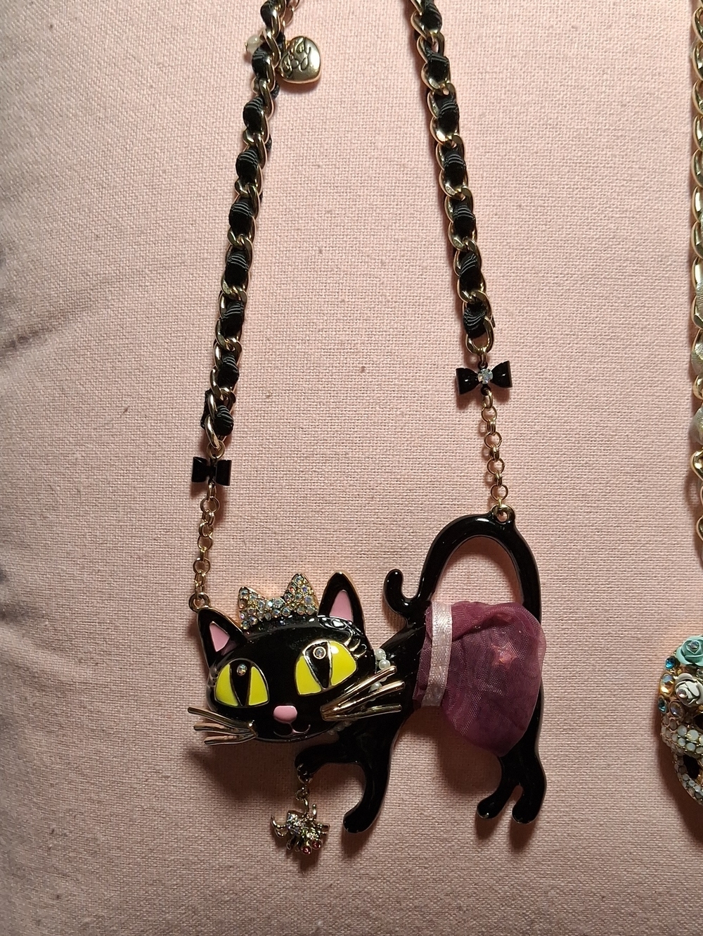 Lot Of BETSY JOHNSON JEWELRY - Picture 2 of 6